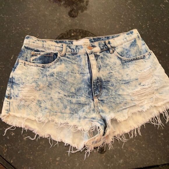 Garage Distressed Jean Cutoff Shorts Sz Jrs 11 *Grunge* - Picture 1 of 6